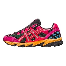 ASICS: Кроссовки 