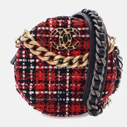 Chanel: Чёрный клатч 