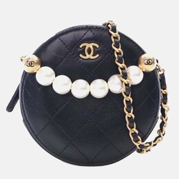 Chanel: Чёрный клатч 