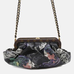 Louis Vuitton: Чёрная сумка 