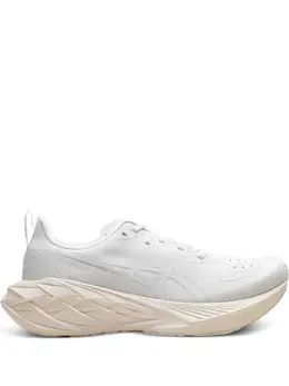 ASICS: Белые кроссовки  Novablast