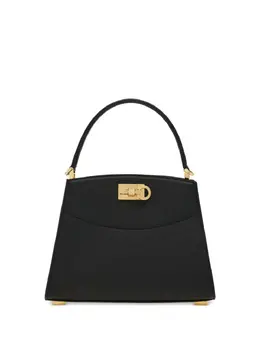 Ferragamo: Чёрная сумка  Studio Box