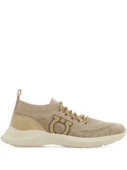 Ferragamo: Бежевые кроссовки  Gancini
