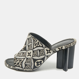 Louis Vuitton: Синие сабо 