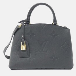 Louis Vuitton: Чёрная сумка на руку 