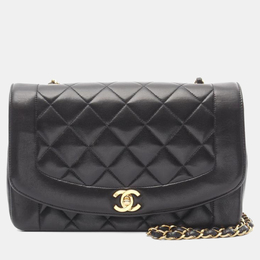 Chanel: Чёрная сумка 