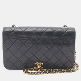 Chanel: Чёрная сумка 