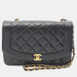 Chanel: Чёрная сумка 