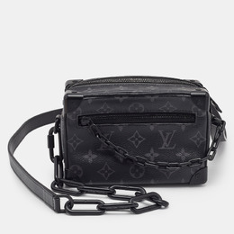 Louis Vuitton: Чёрная сумка 