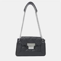 Chanel: Чёрная сумка 