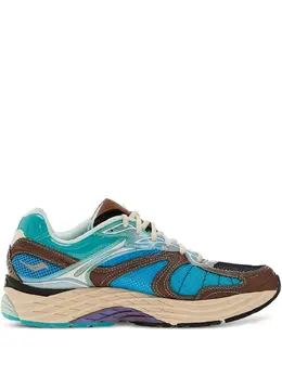 Saucony: Коричневые кроссовки 