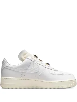 Nike: Белые кроссовки  Air Force 1