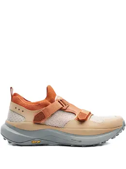 Saucony: Коричневые кроссовки  Grid