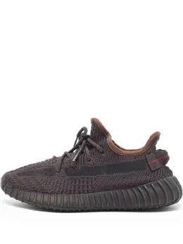adidas Yeezy: Тёмные кроссовки 