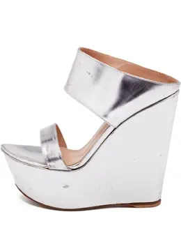 Gianvito Rossi: Серебристые сандалии 