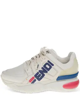 Fendi Pre-Owned: Бежевые кроссовки 