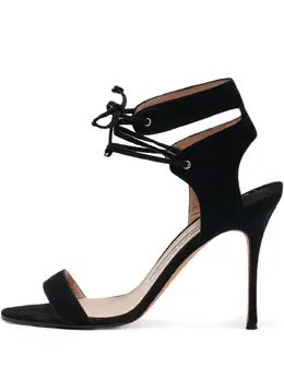 Manolo Blahnik: Чёрные босоножки 