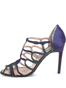 Manolo Blahnik: Фиолетовые туфли 