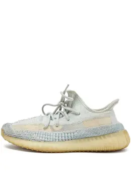 adidas Yeezy: Светлые кроссовки 