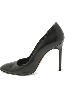 Manolo Blahnik: Чёрные туфли 