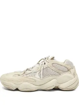 adidas Yeezy: Бежевые кроссовки 