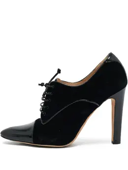 Manolo Blahnik: Чёрные туфли 