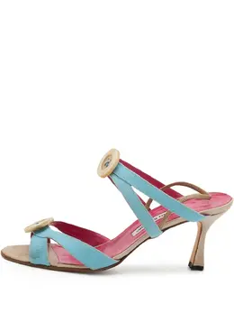 Manolo Blahnik: Голубые сандалии 