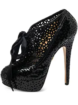 Charlotte Olympia: Чёрные туфли 