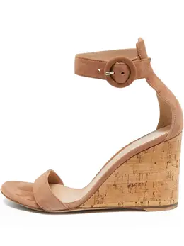 Gianvito Rossi: Бежевые сандалии 