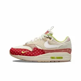 NIKE: Бежевые кроссовки  Air Max 1