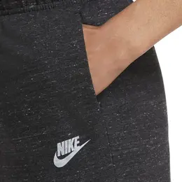 NIKE: Чёрные шорты 