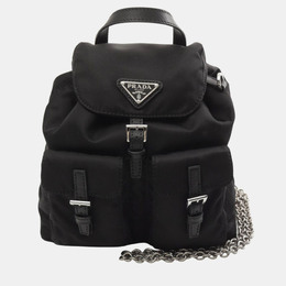 Prada: Чёрная сумка 
