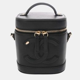Chanel: Чёрная сумка 