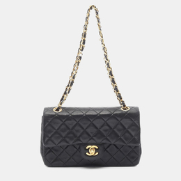 Chanel: Чёрная сумка 