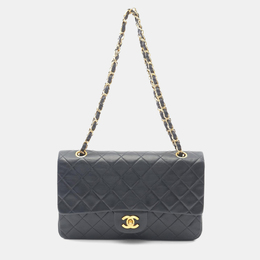 Chanel: Чёрная сумка 