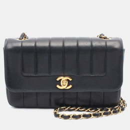 Chanel: Чёрная сумка 