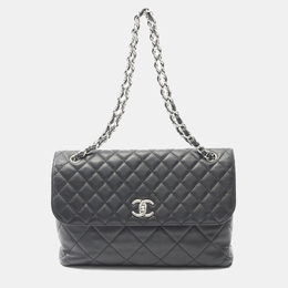 Chanel: Чёрная сумка 