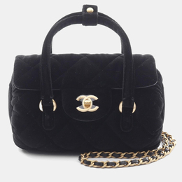 Chanel: Чёрная сумка 
