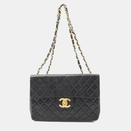 Chanel: Чёрная сумка 