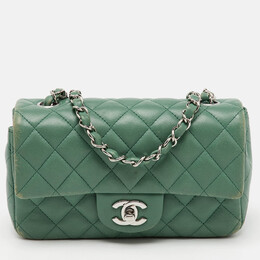 Chanel: Зелёная сумка 