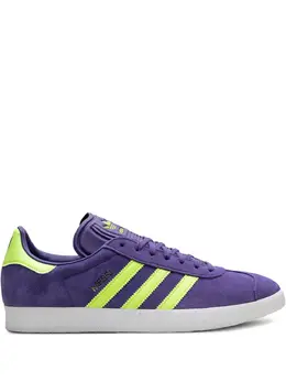 adidas: Фиолетовые кроссовки  Gazelle