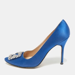 Manolo Blahnik: Голубые туфли  Hangisi