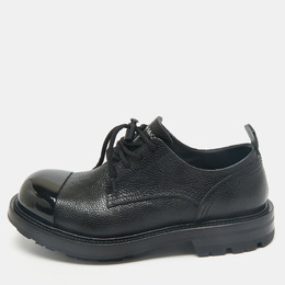 Alexander McQueen: Чёрные туфли 
