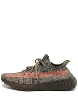 adidas Yeezy: Коричневые кроссовки 