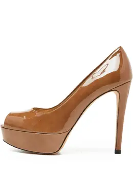 Stuart Weitzman: Коричневые босоножки 