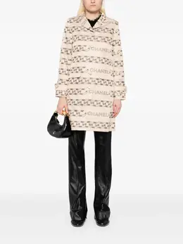 CHANEL Pre-Owned: Бежевое пальто 