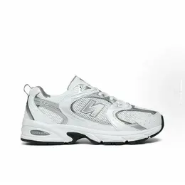 New Balance: Белые кроссовки  530