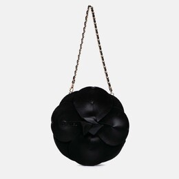 Chanel: Чёрная сумка 