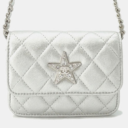 Chanel: Обложка 