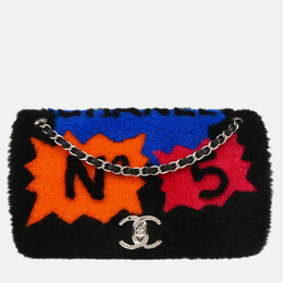Chanel: Чёрная сумка 
